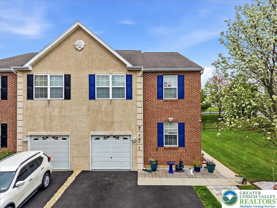 6825 Hunt Drive, Lower Macungie, PA 18062 - #3