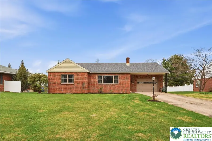 4061 Hampshire Court, Cetronia, PA 18104 - #2