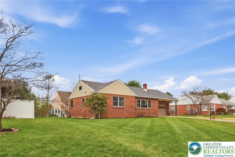 4061 Hampshire Court, Cetronia, PA 18104 - #3