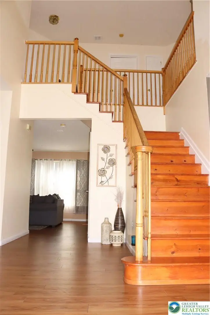 1035 Jervin Drive, South Whitehall, PA 18104 - #3