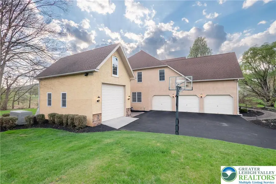 50 Melchor Drive, Easton, PA 18042 - #2