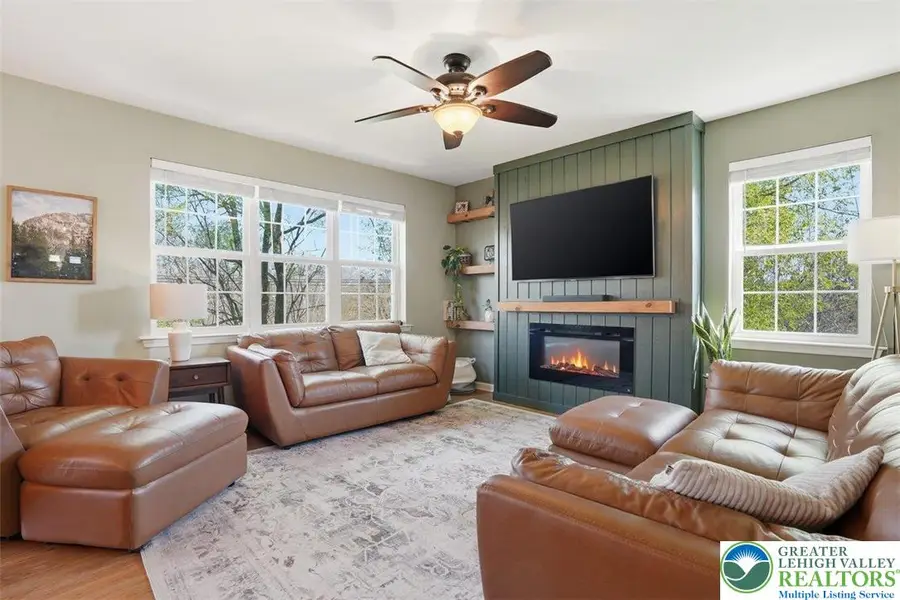 1611 Abigail Lane, South Whitehall, PA 18104 - #3