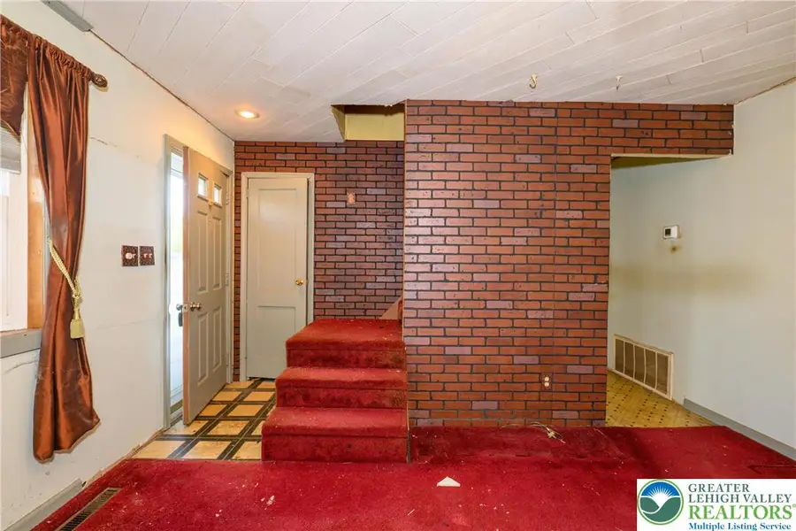 2114 Fireside Drive, Bethlehem, PA 18018 - #2