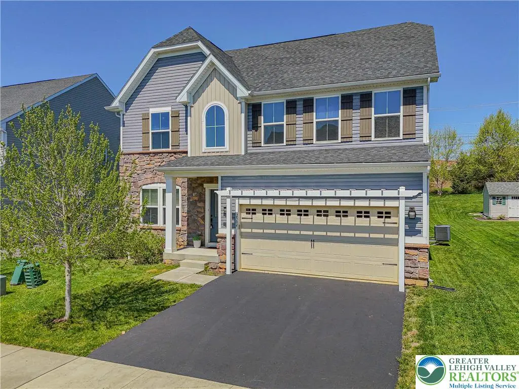 2584 Raya Way, Bethlehem, PA 18045 - #1