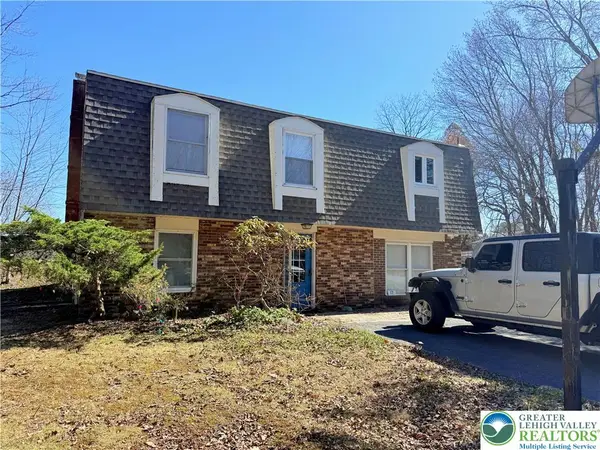 17 Heath Lane, Mount Pocono Boro, PA 18344