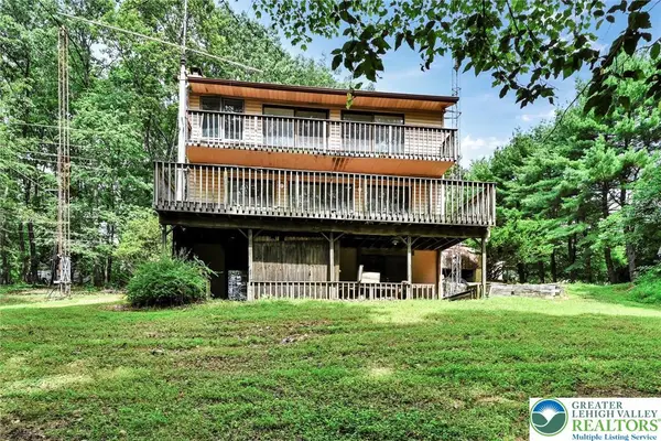 121 Longview Drive, Ross Twp, PA 18353