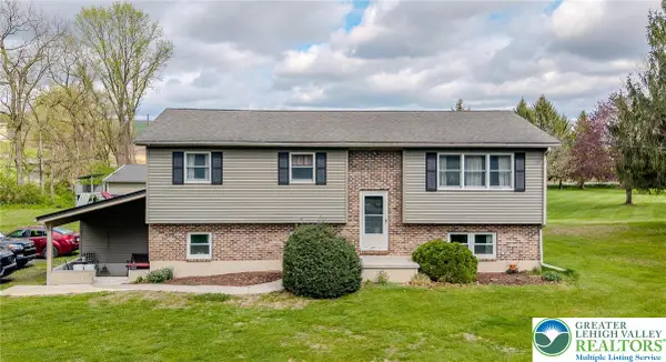 4556 Chestnut Drive, Lower Mt Bethel Twp, PA 18013