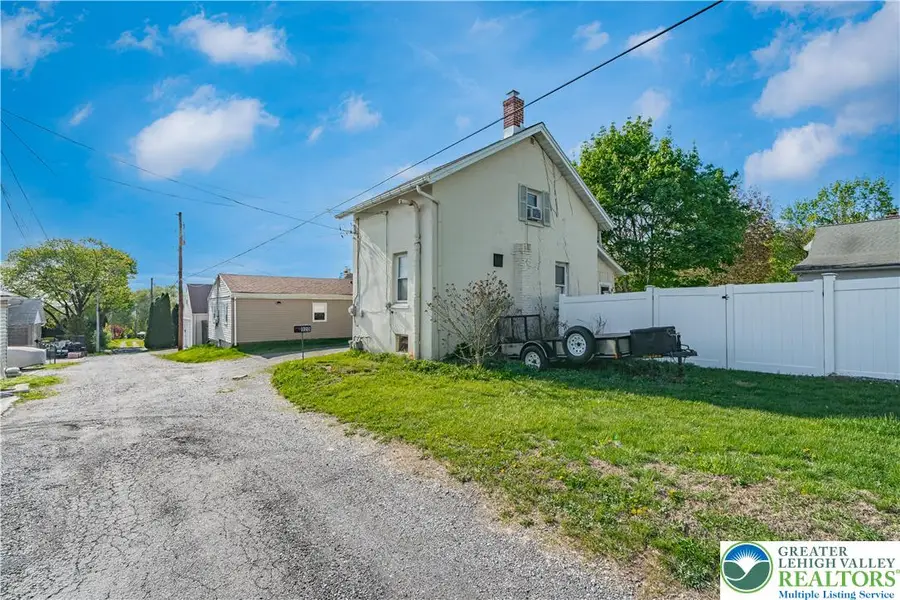 920 E Juniata Street, Salisbury, PA 18103 - #3