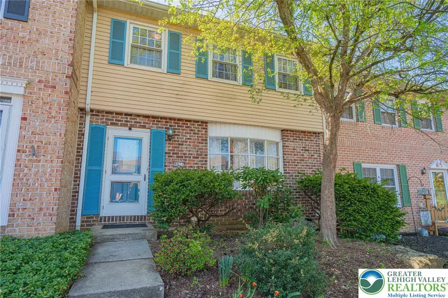 4617 N Hedgerow Drive, Wescosville, PA 18103 - #2