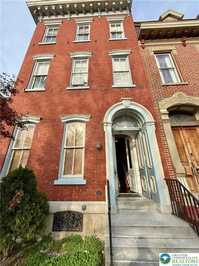 223 N 8th, Allentown, PA 18102 - #1