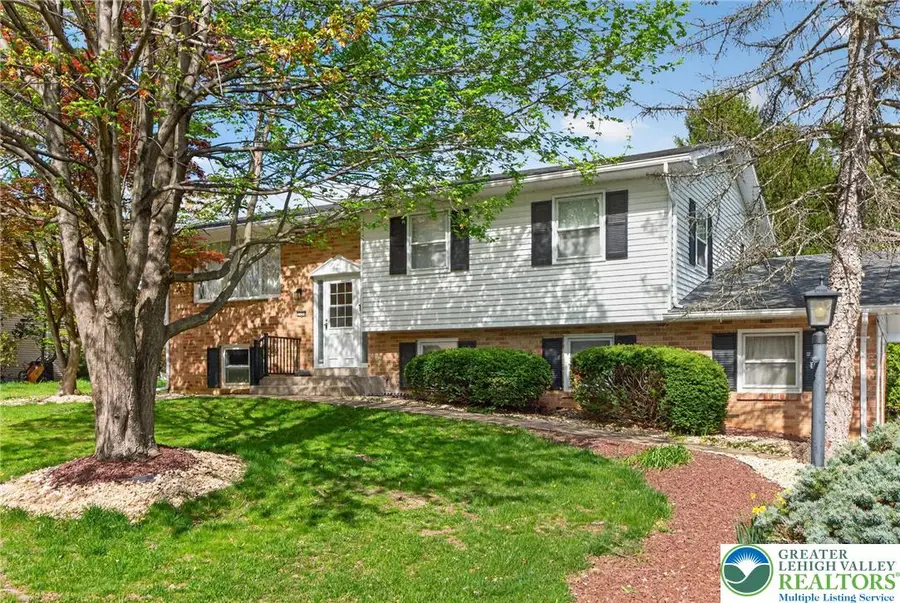 1105 Bryant Street, South Whitehall, PA 18104 - #2