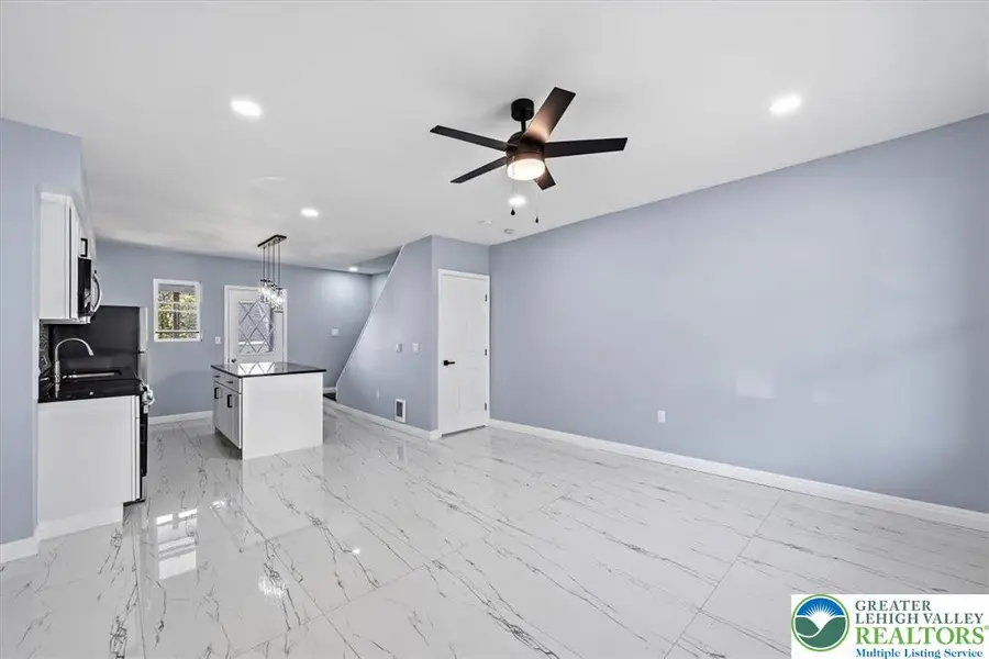 247 E Abbott Street, Lansford, PA 18232 - #2