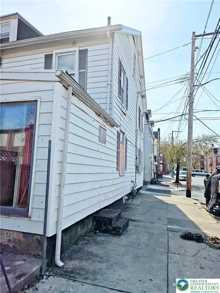 547 N Silk Street, Allentown, PA 18102 - #3