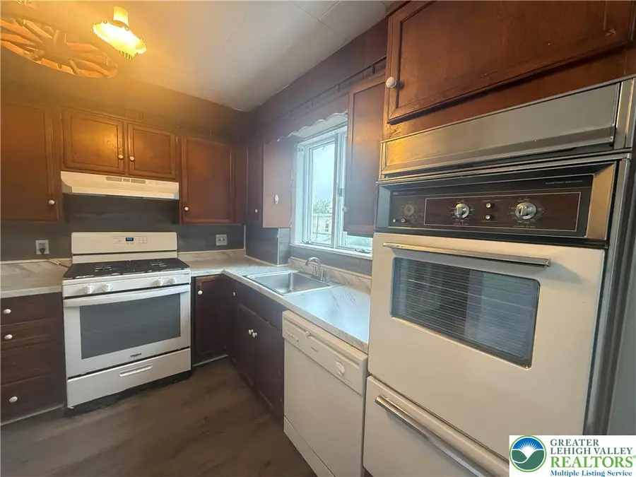 821 E 6th Street, Bethlehem, PA 18015 - #3