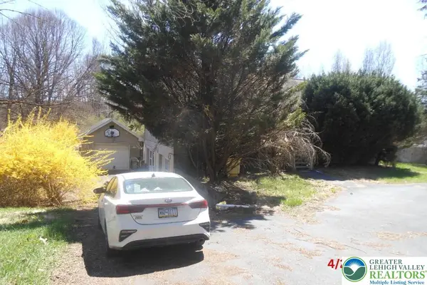 125 Morningside Drive, Upper Mt Bethel Twp, PA 18343