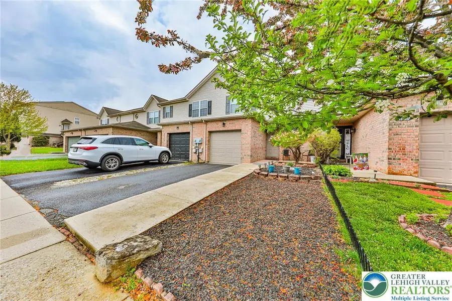 2575 Gillian Lane, Easton, PA 18040 - #2