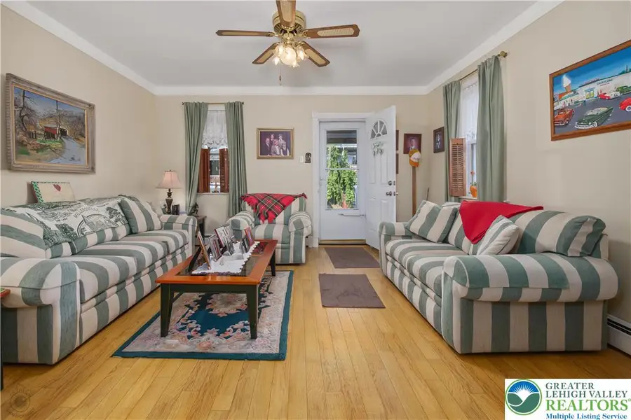 3228 S Front Street #3226, Hokendauqua, PA 18052 - #3