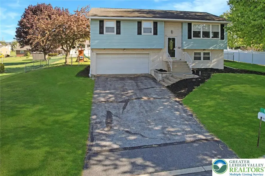 103 Oak Lane, Allen, PA 18067 - #2