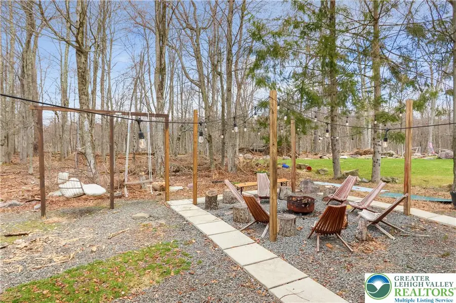 939 Country Place Drive, Coolbaugh, PA 18466 - #2