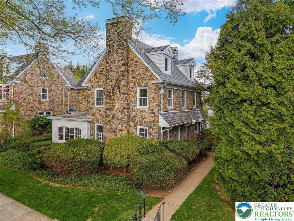 1716 Sycamore Street, Bethlehem, PA 18017 - #1
