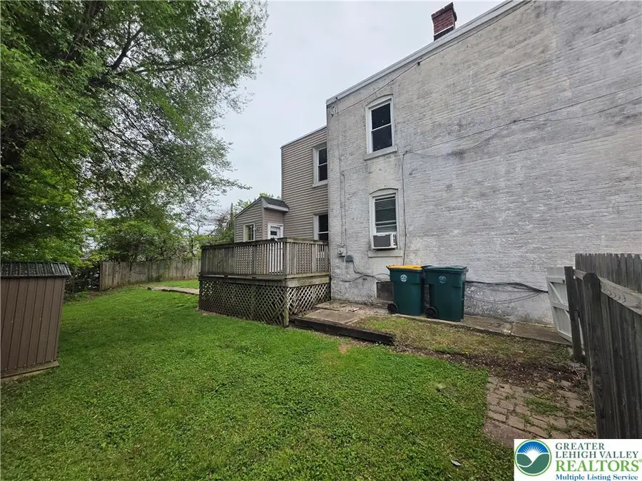 2710 Columbia Street, Palmer Township, PA 18045 - #2