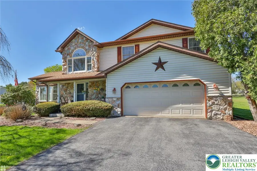 121 E Douglasville Road, Bushkill, PA 18064 - #3