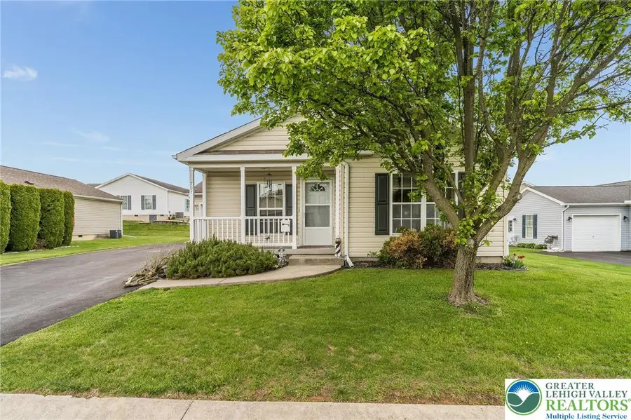 707 San Simeon Place, Forks Township, PA 18040 - #2