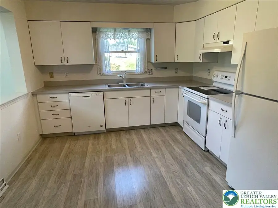 1324 Discus Circle, Fullerton, PA 18052 - #2
