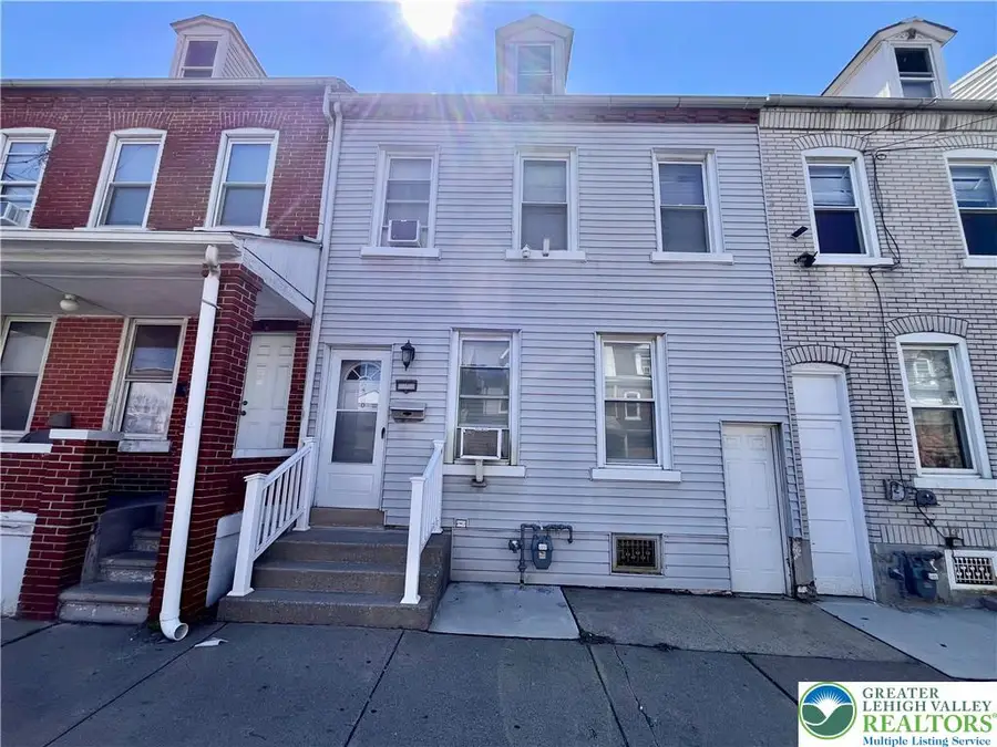 328 N 14th Street, Allentown, PA 18102 - #2