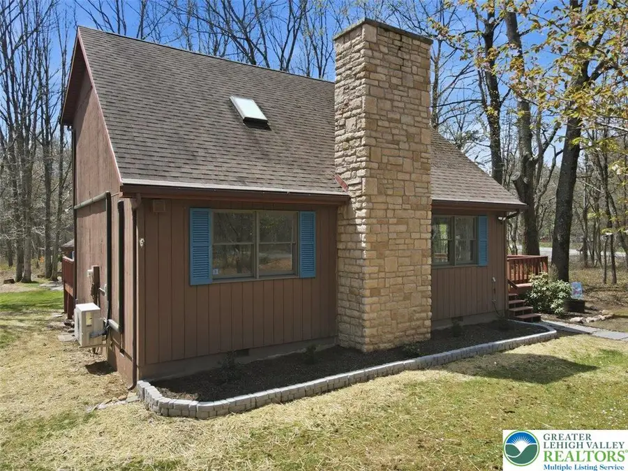 54 Berry Lane, Penn Forest, PA 18229 - #2