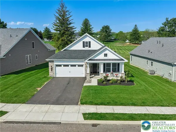 5544 Traditions Drive, Upper Saucon Twp, PA 18036
