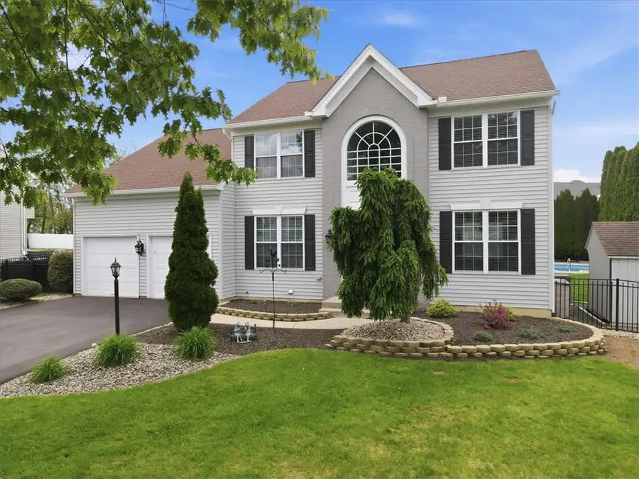 410 Ramblewood Drive, Forks Township, PA 18040 - #2