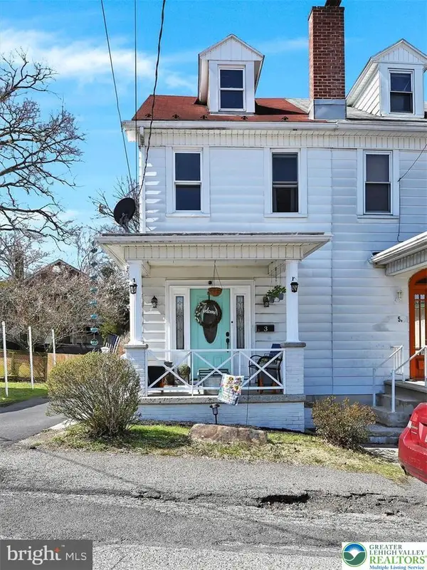 3 N 22nd Street, Pottsville, PA 17901