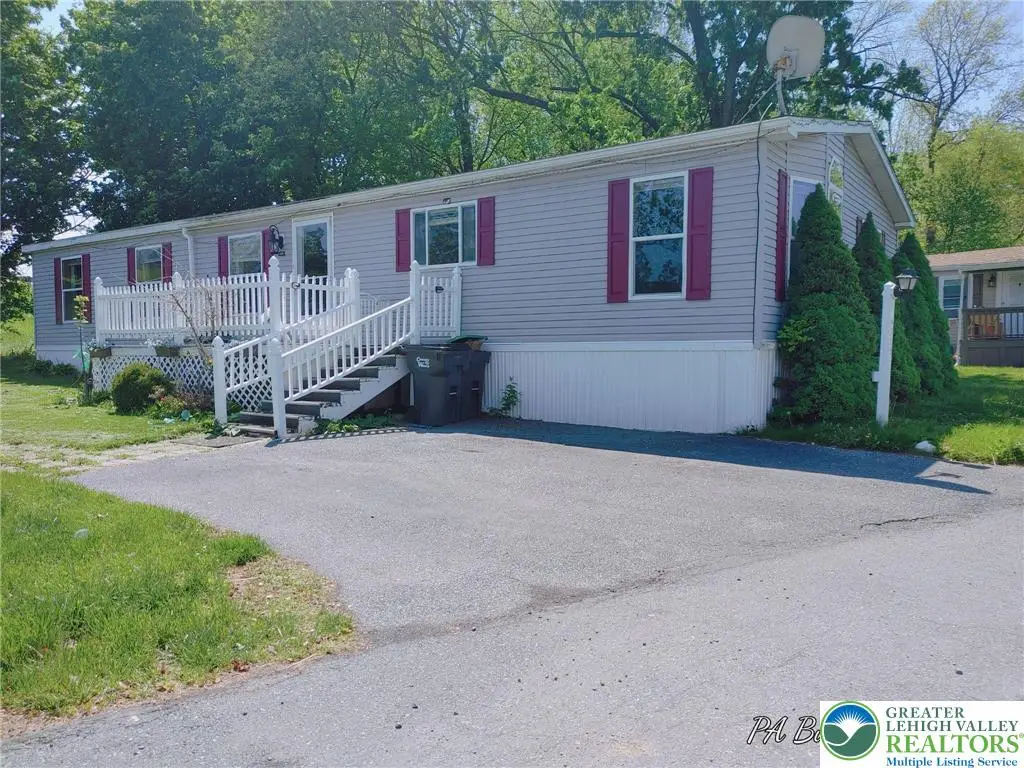 4205 Leopard Circle, North Whitehall, PA 18069 - #1
