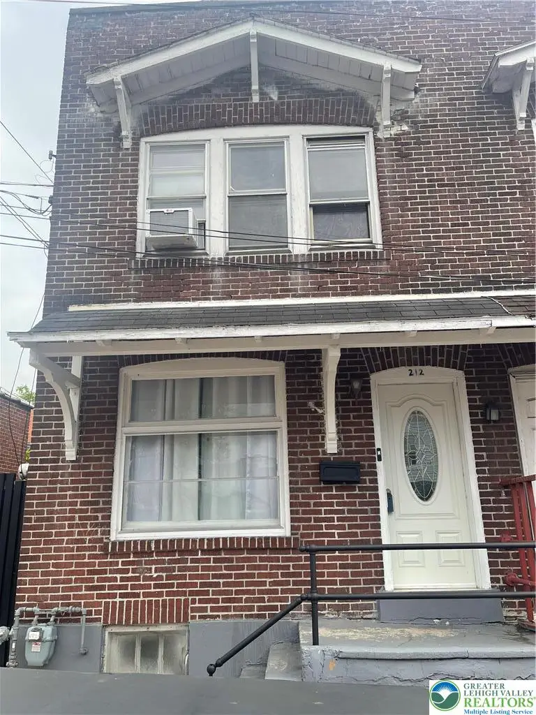 212 Chew Street, Allentown, PA 18102 - #1