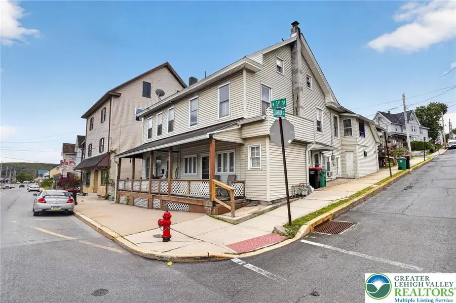 496 N 1st Street, Lykens, PA 18235 - #2