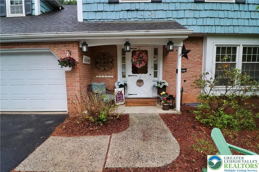 3076 Lindberg Avenue, Dorneyville, PA 18103 - #3