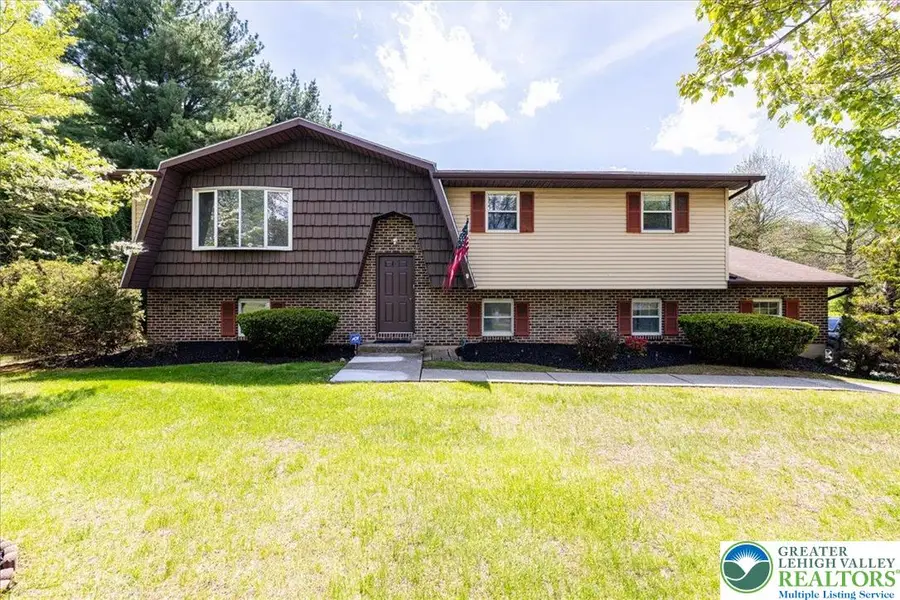 1250 Minesite Road, Wescosville, PA 18103 - #2