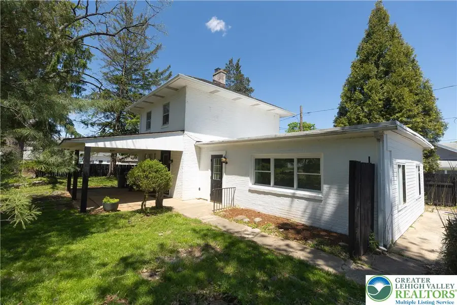 215 S 23rd Street, Allentown, PA 18104 - #3