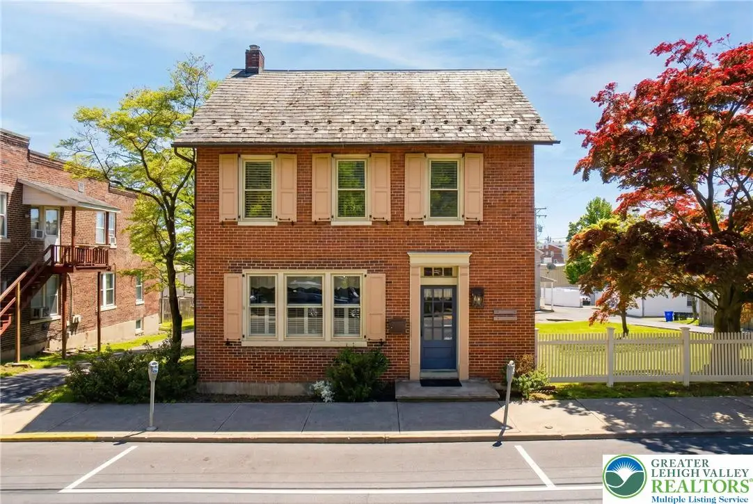 32 E Center Street, Nazareth, PA 18064 - #1
