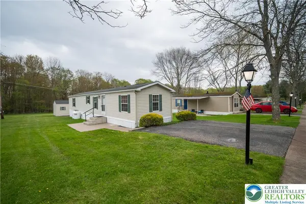 13 Clifton Manor Drive, Clifton Twp, PA 18424