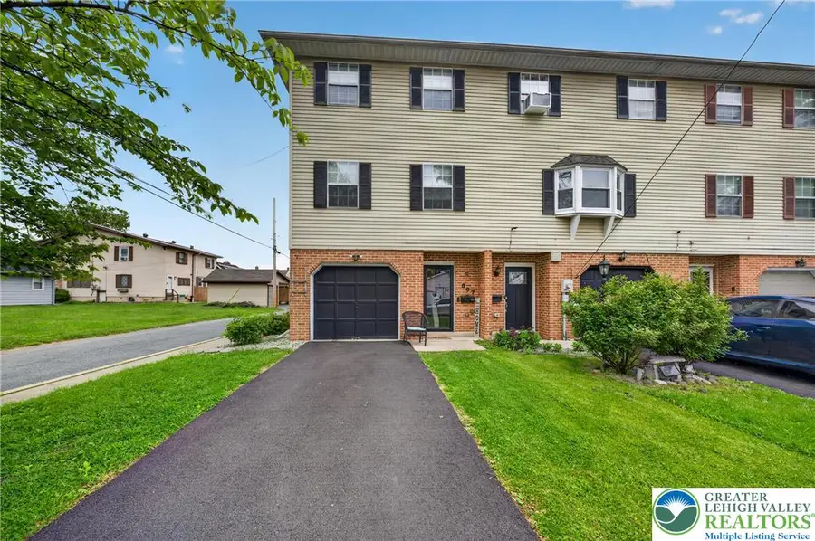 867 N Polk, Allentown, PA 18109 - #2