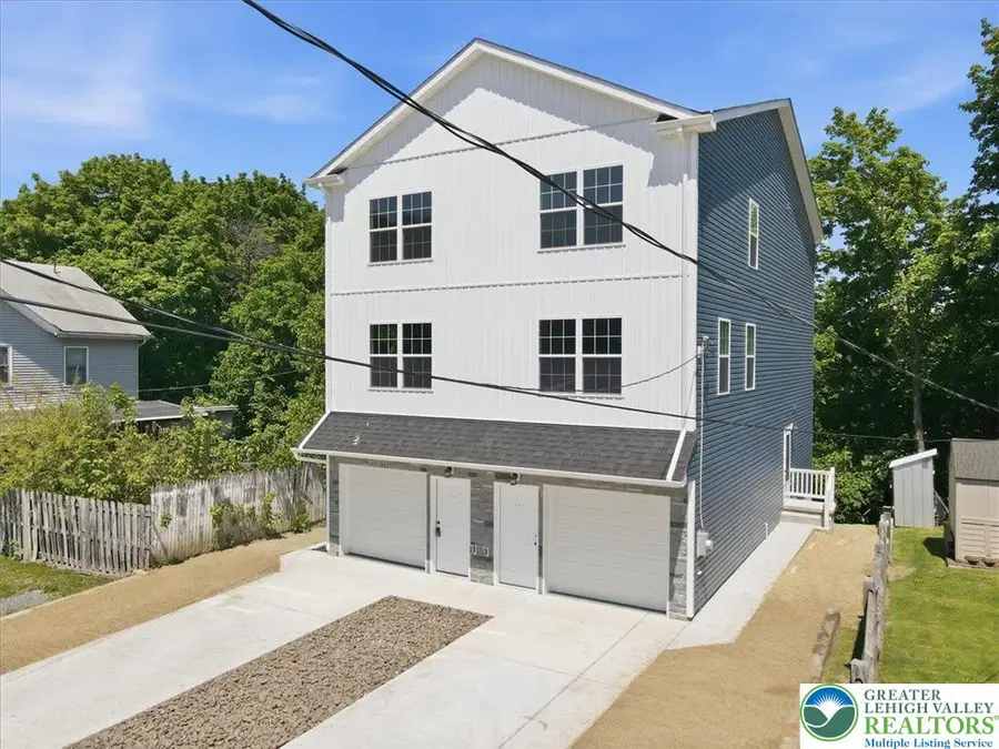 453 S Walnut Street, Slatington, PA 18080 - #2