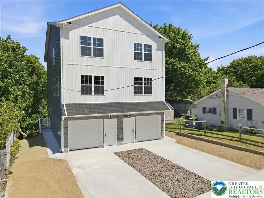 453 S Walnut Street, Slatington, PA 18080 - #3