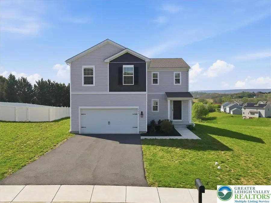 561 E 4th Street, Bernville, PA 19506 - #2