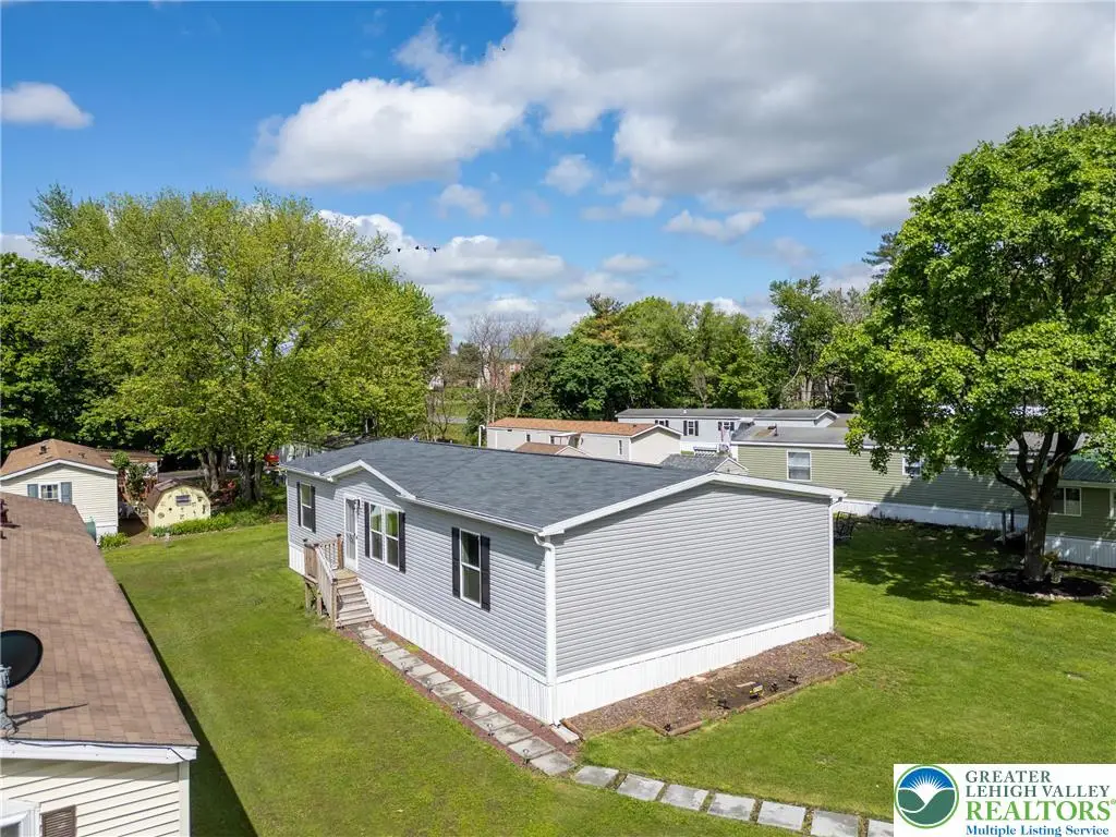 5768 Pfeiffer Circle, Heidelberg, PA 18053 - #1