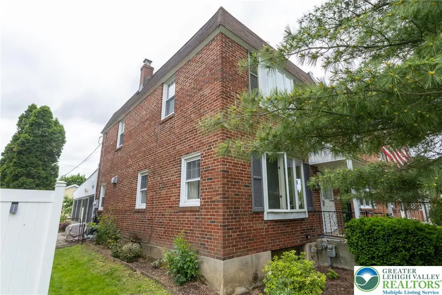 735 N Plymouth Street, Allentown, PA 18109 - #3