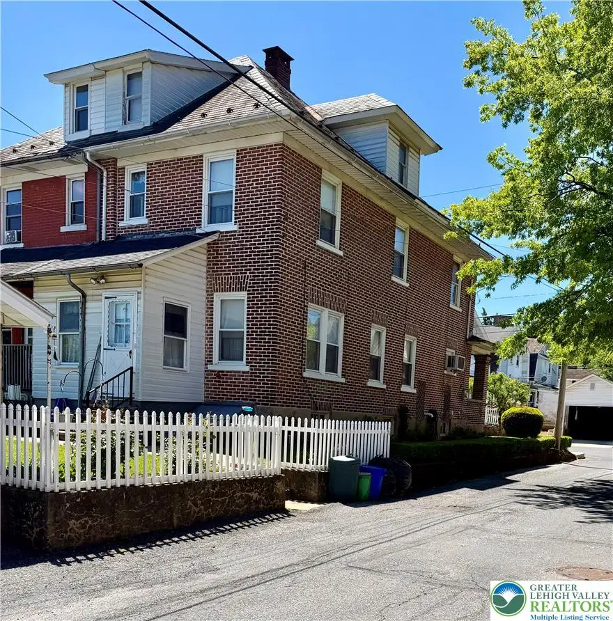 607 N Clewell Street, Fountain Hill, PA 18015 - #3