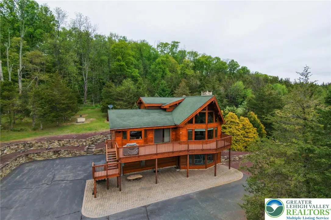 8 Highlands Lane, Hardwick, NJ 07825 - #1