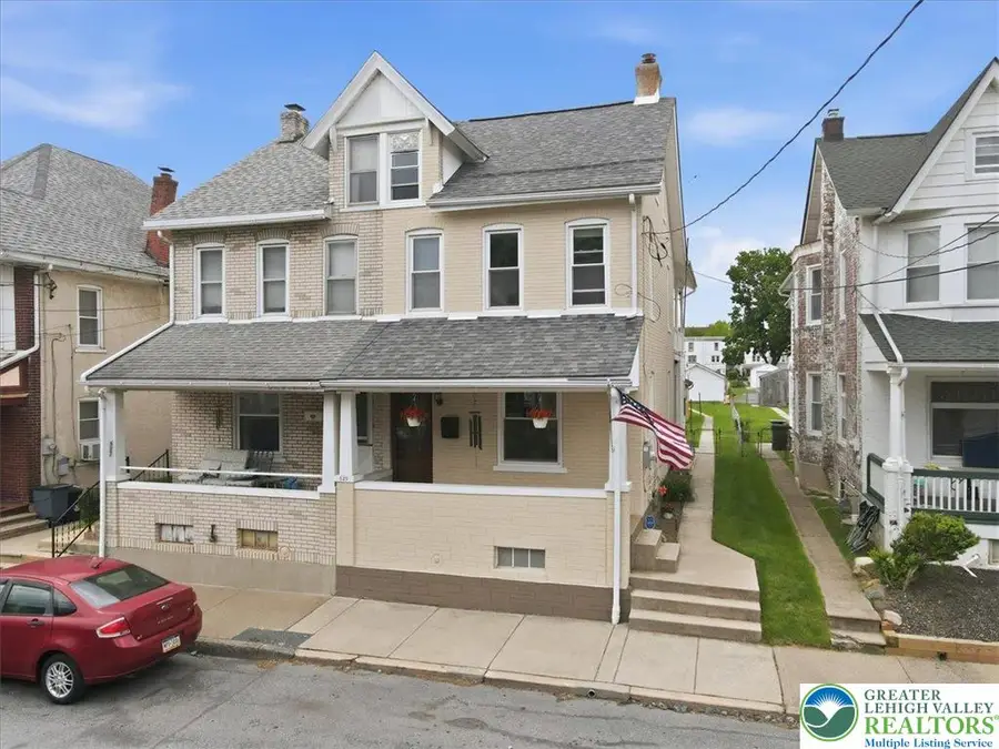 525 Ridge Street, Emmaus, PA 18049 - #3